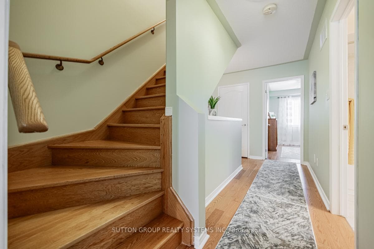 435 Hensall Circle Unit 203 photo 19