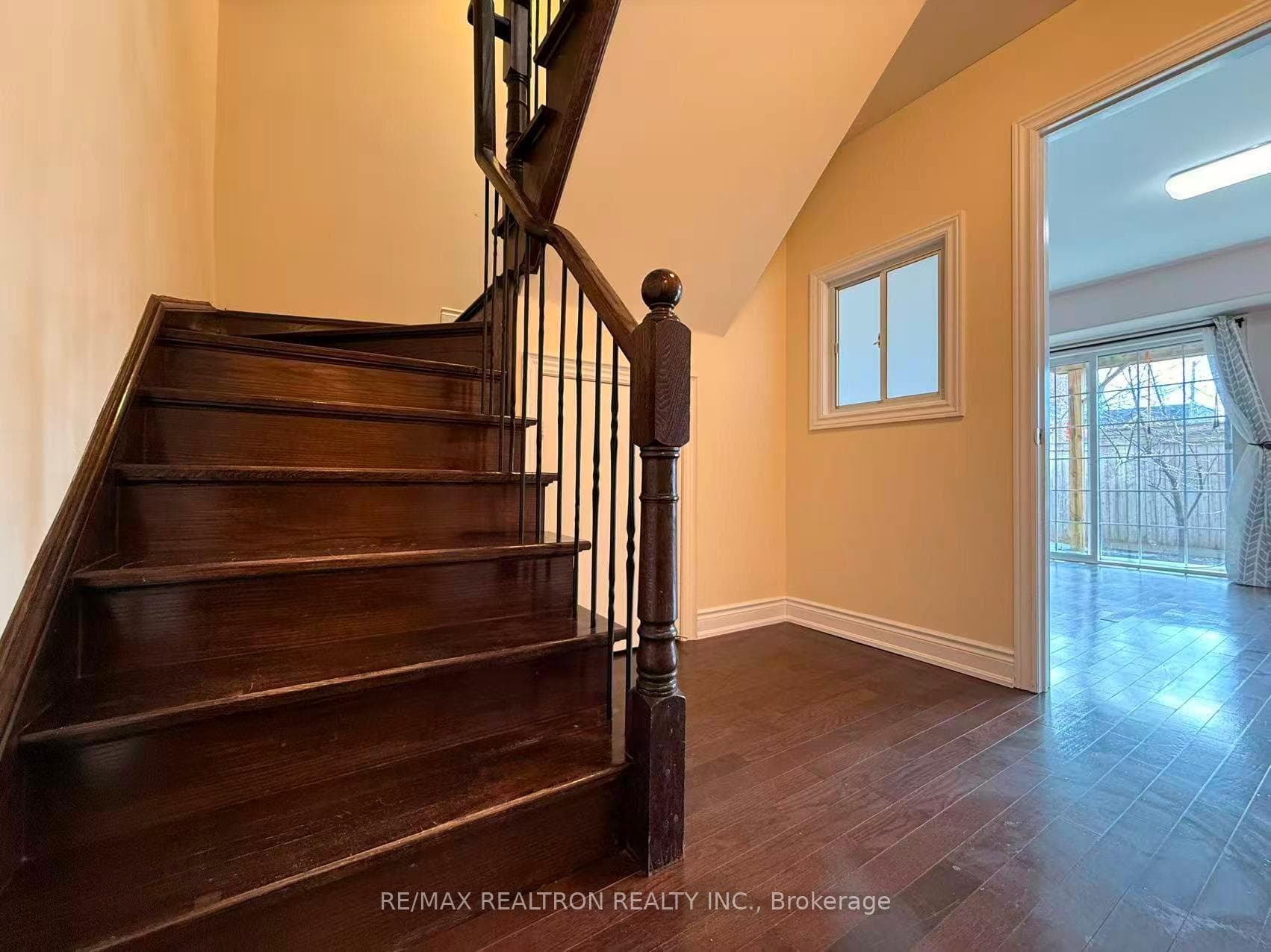 19 Golden Spruce Lane photo 27