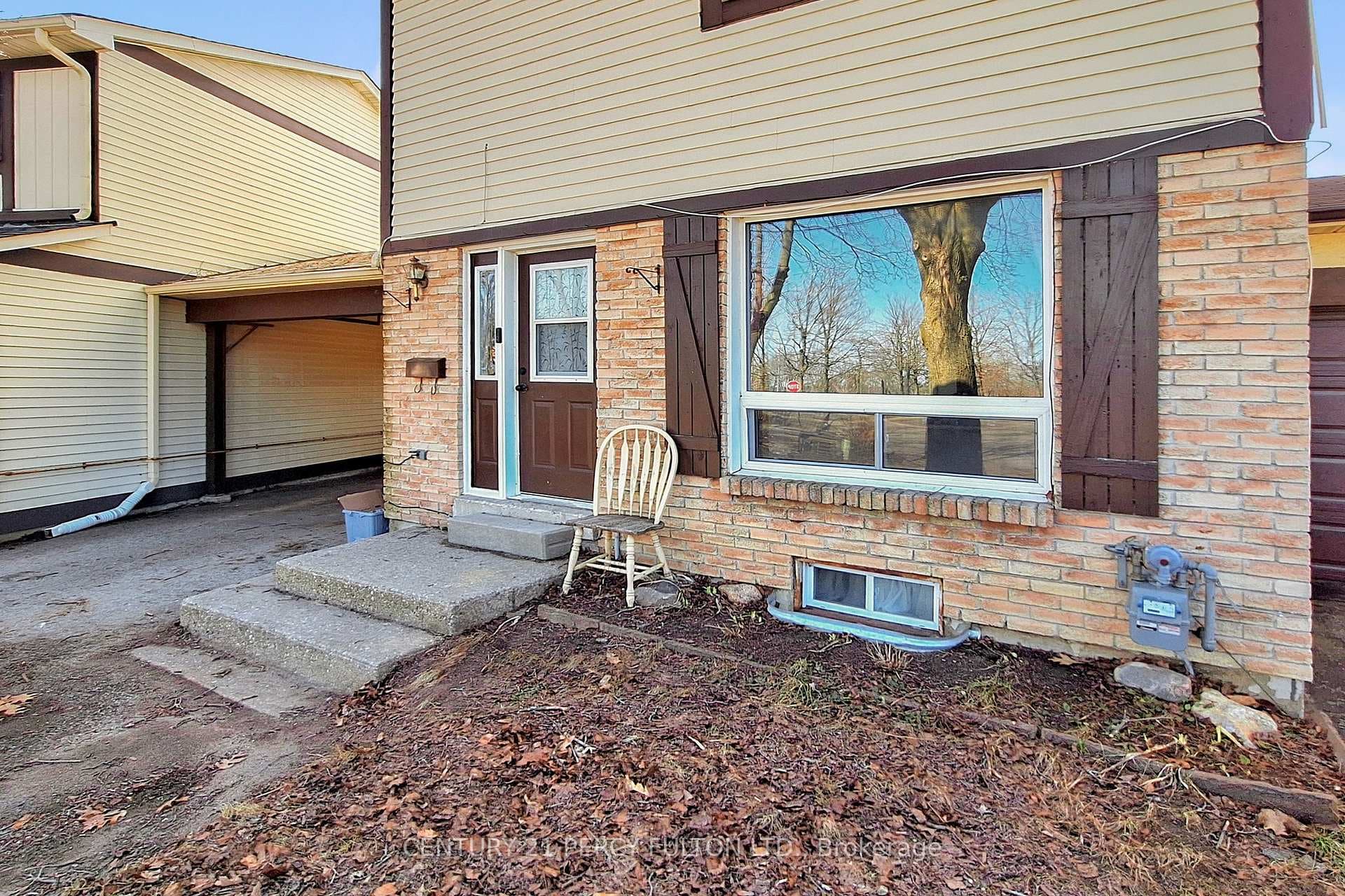 217 CUNDLES Road photo 8