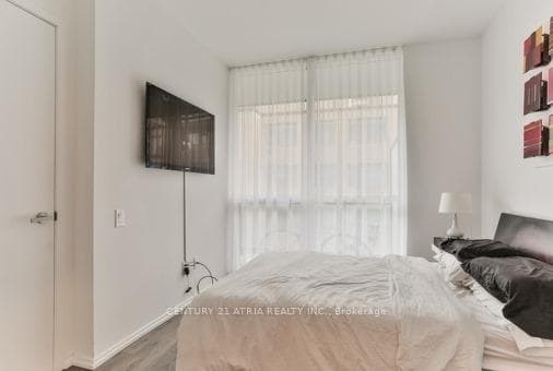 45 Charles Street Unit 711 photo 12