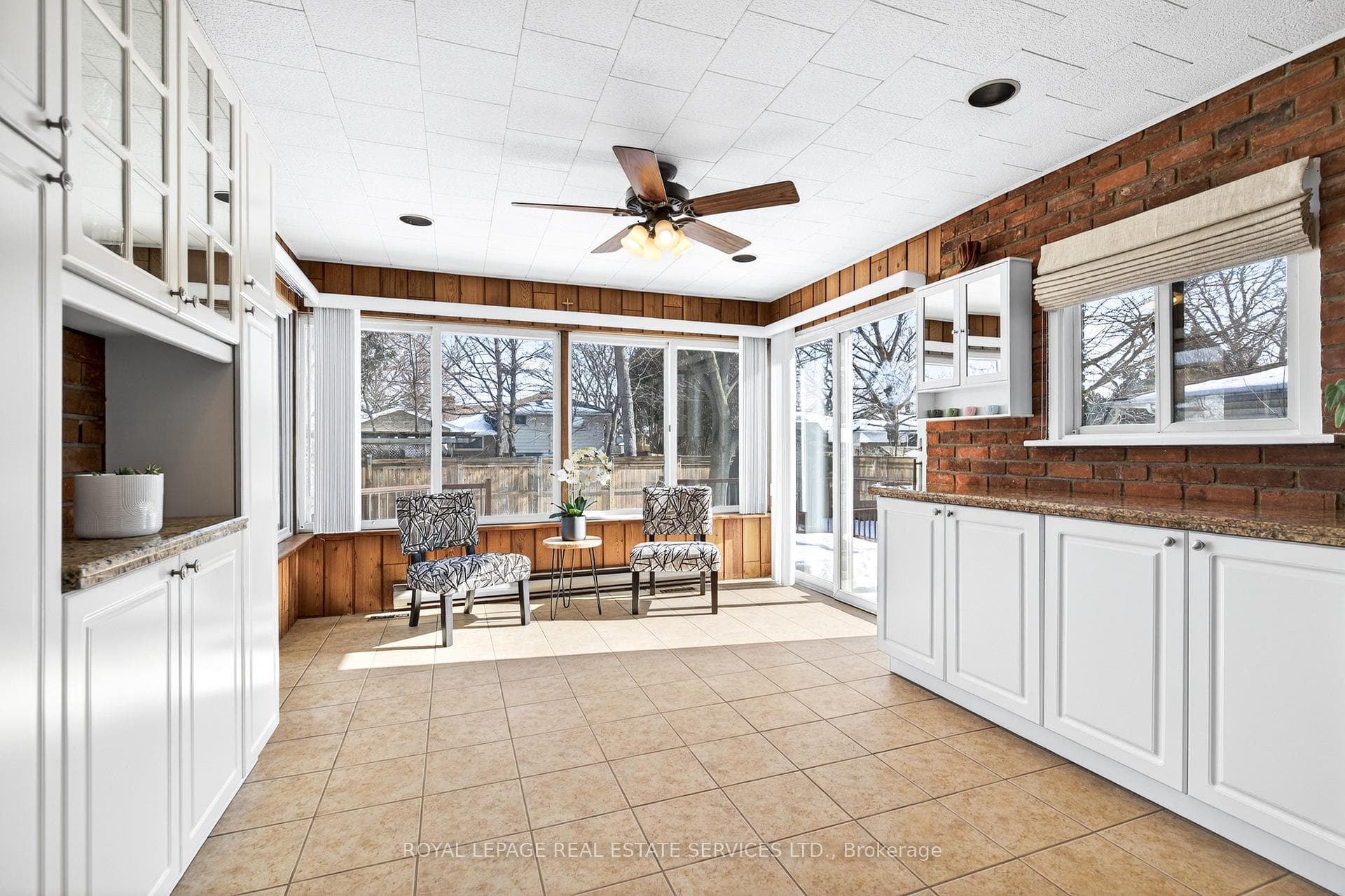 15 Belair Drive photo 22