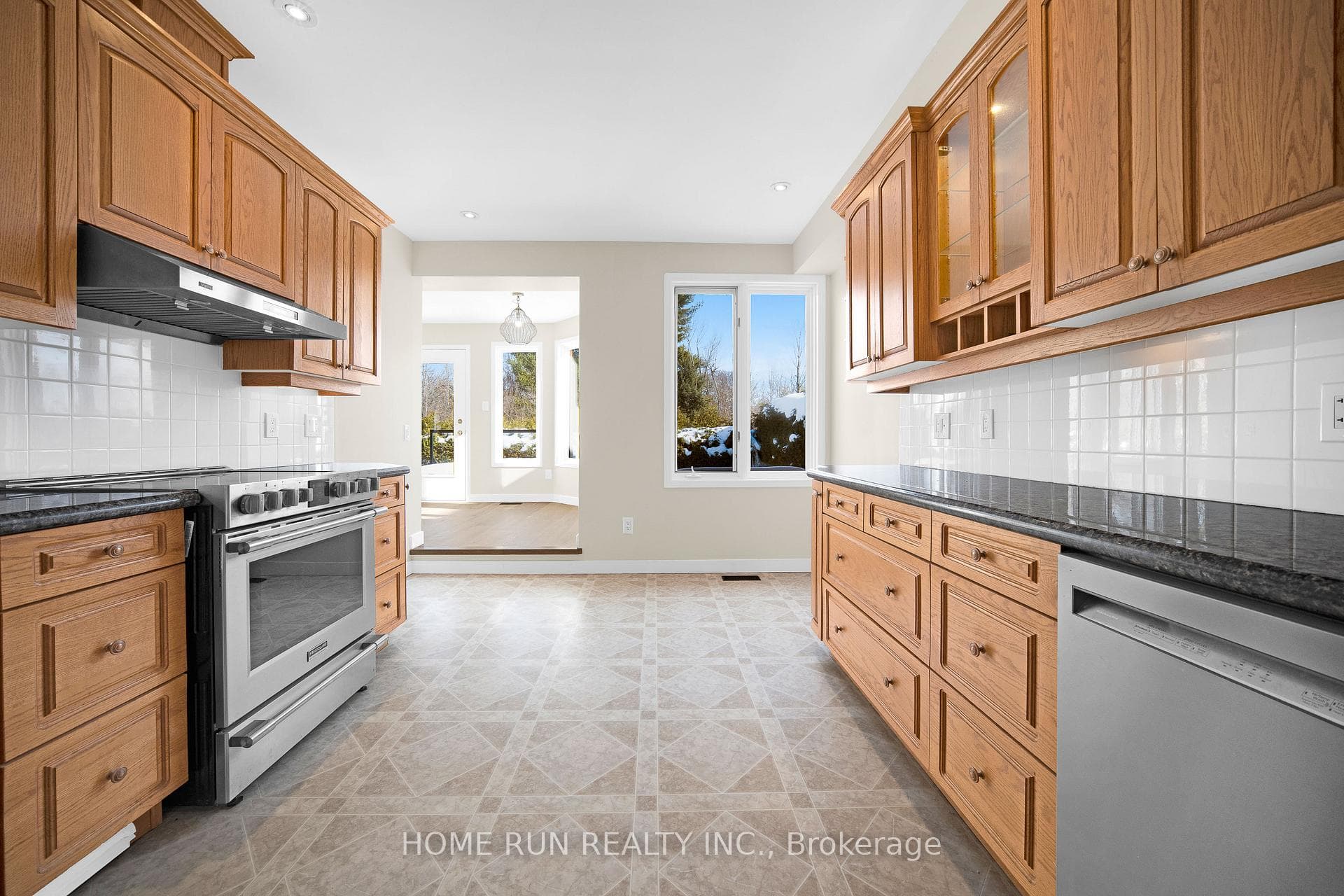 224 WALDEN Drive photo 19