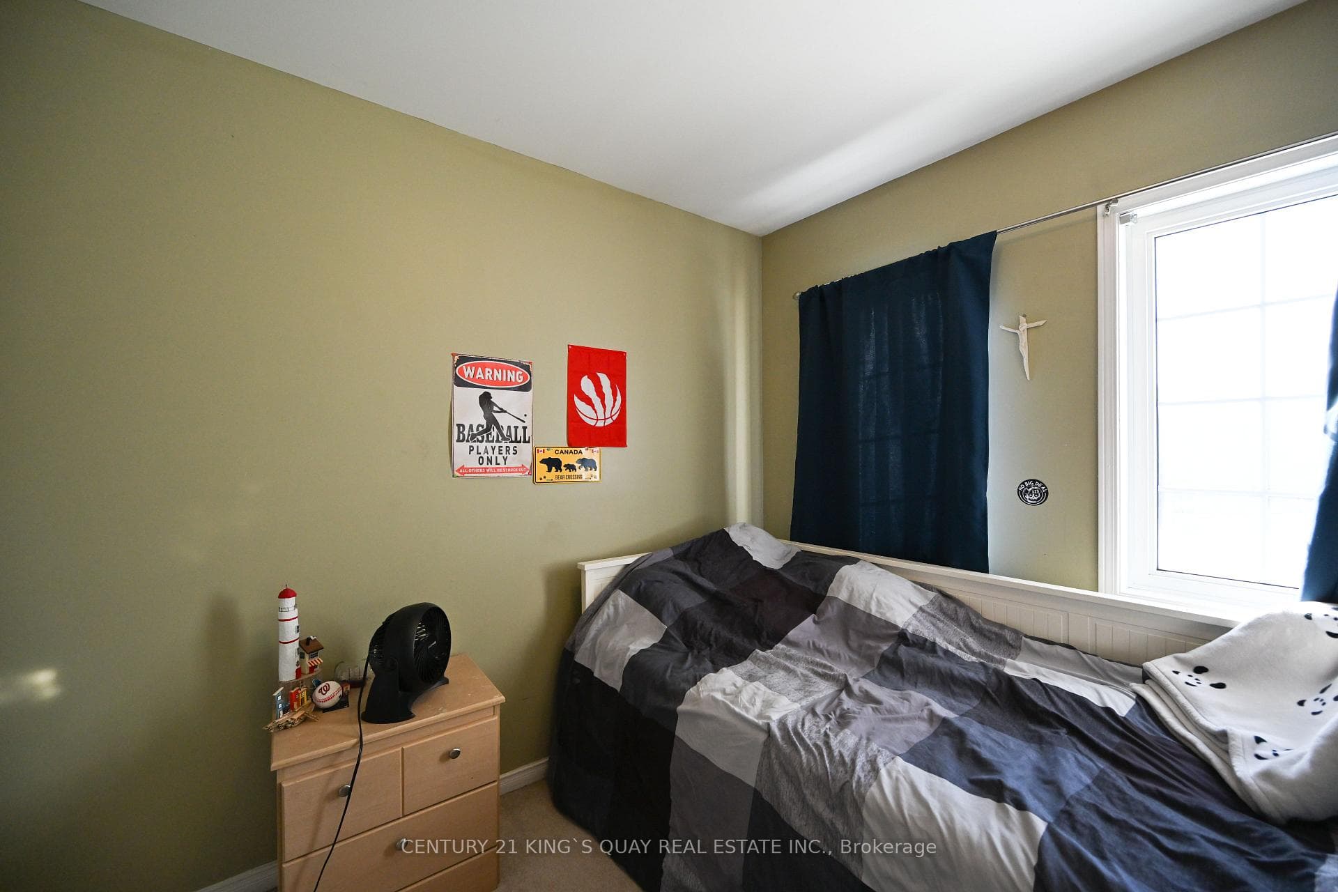 50 Crittenden Drive photo 8