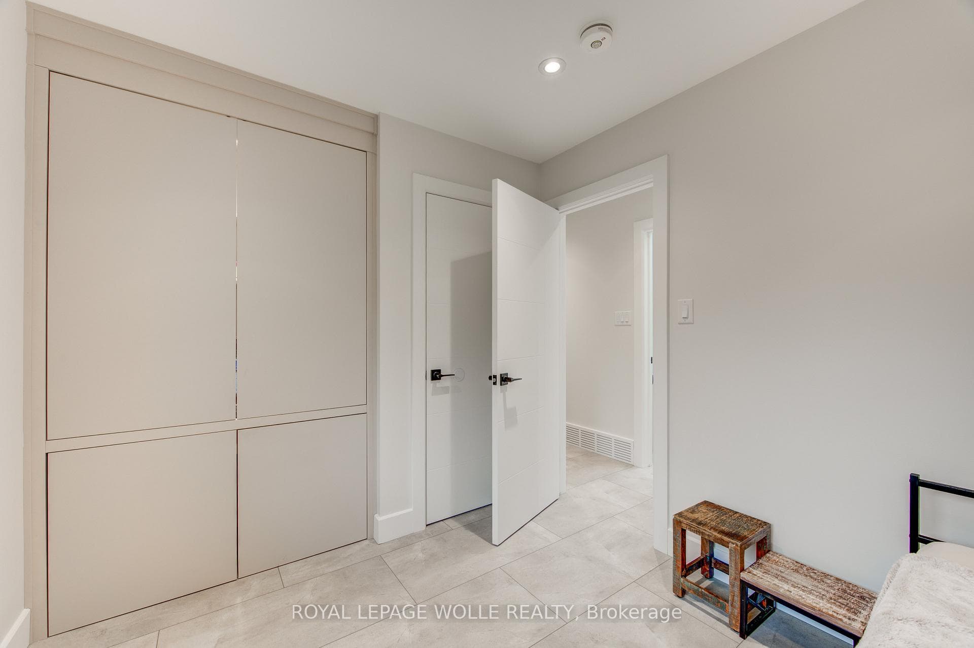 112 Mitchell Street photo 21