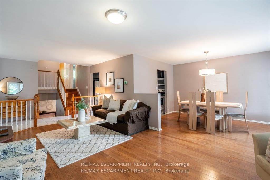 16 Flamingo Drive photo 5