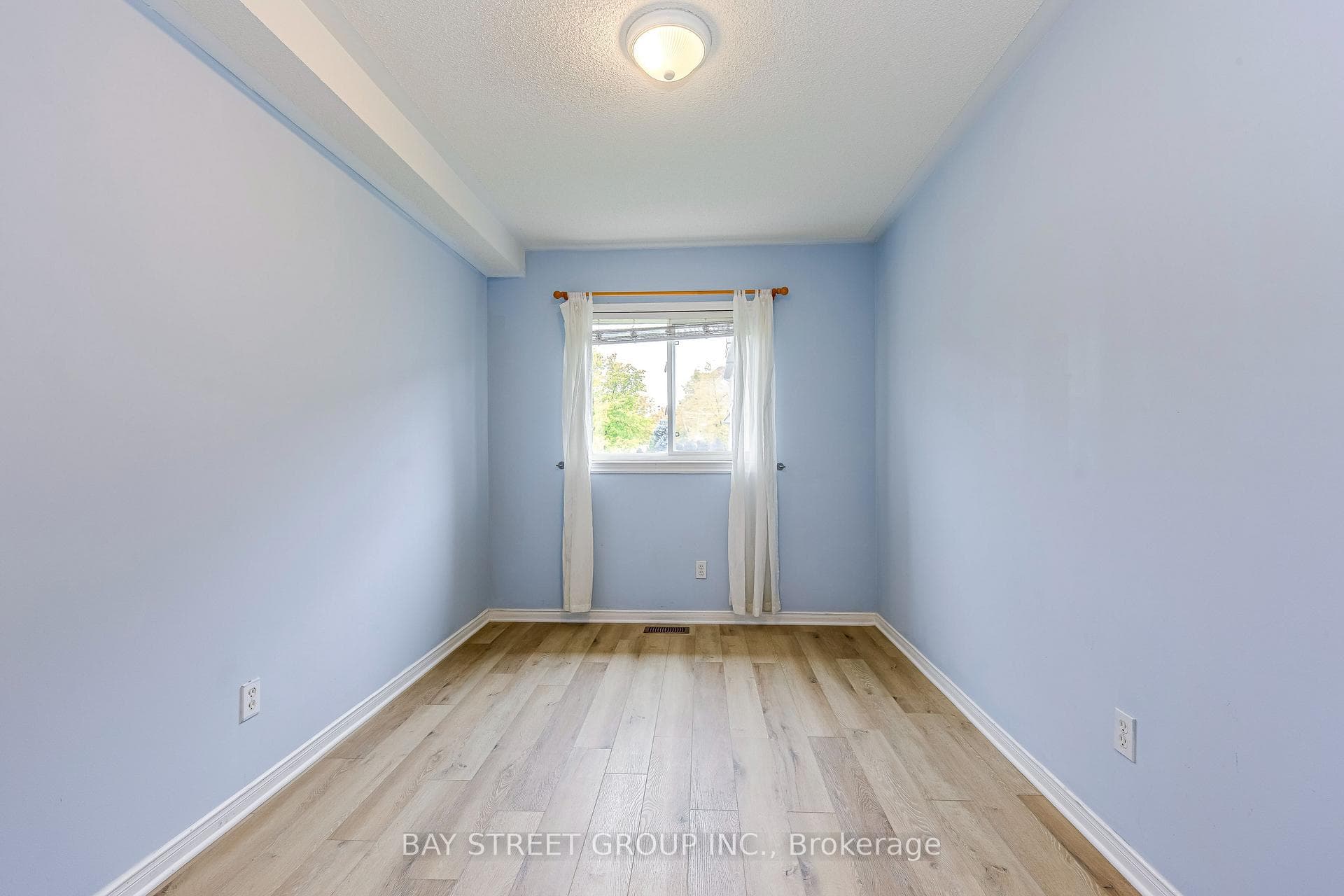 5260 Mcfarren Boulevard Unit 102 photo 24
