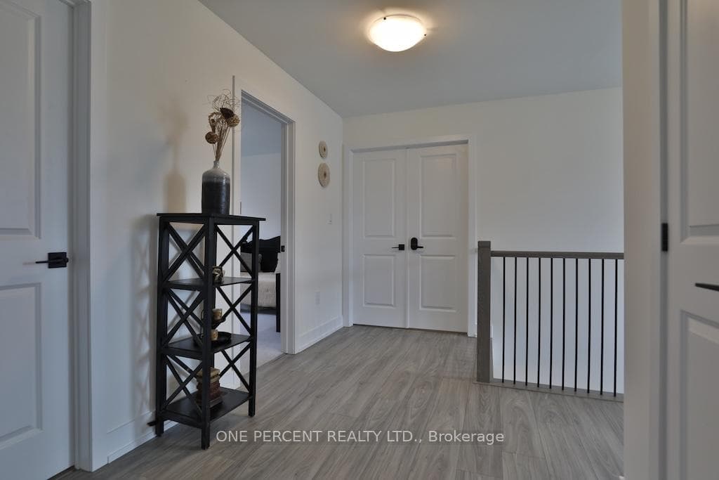 72 Dusenbury Drive photo 39