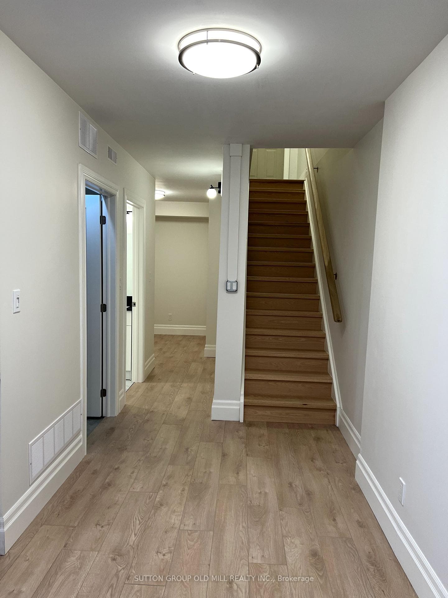 27 Pear Tree Mews photo 11