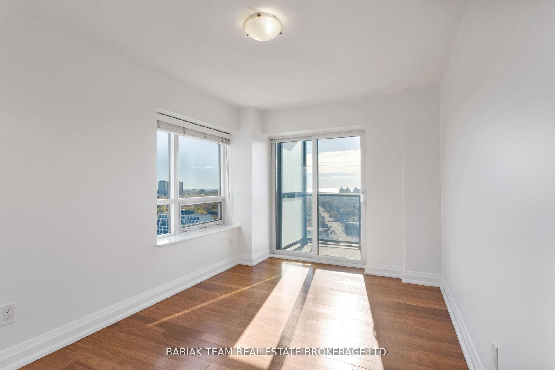 60 Heintzman Street Unit 1714 photo 13