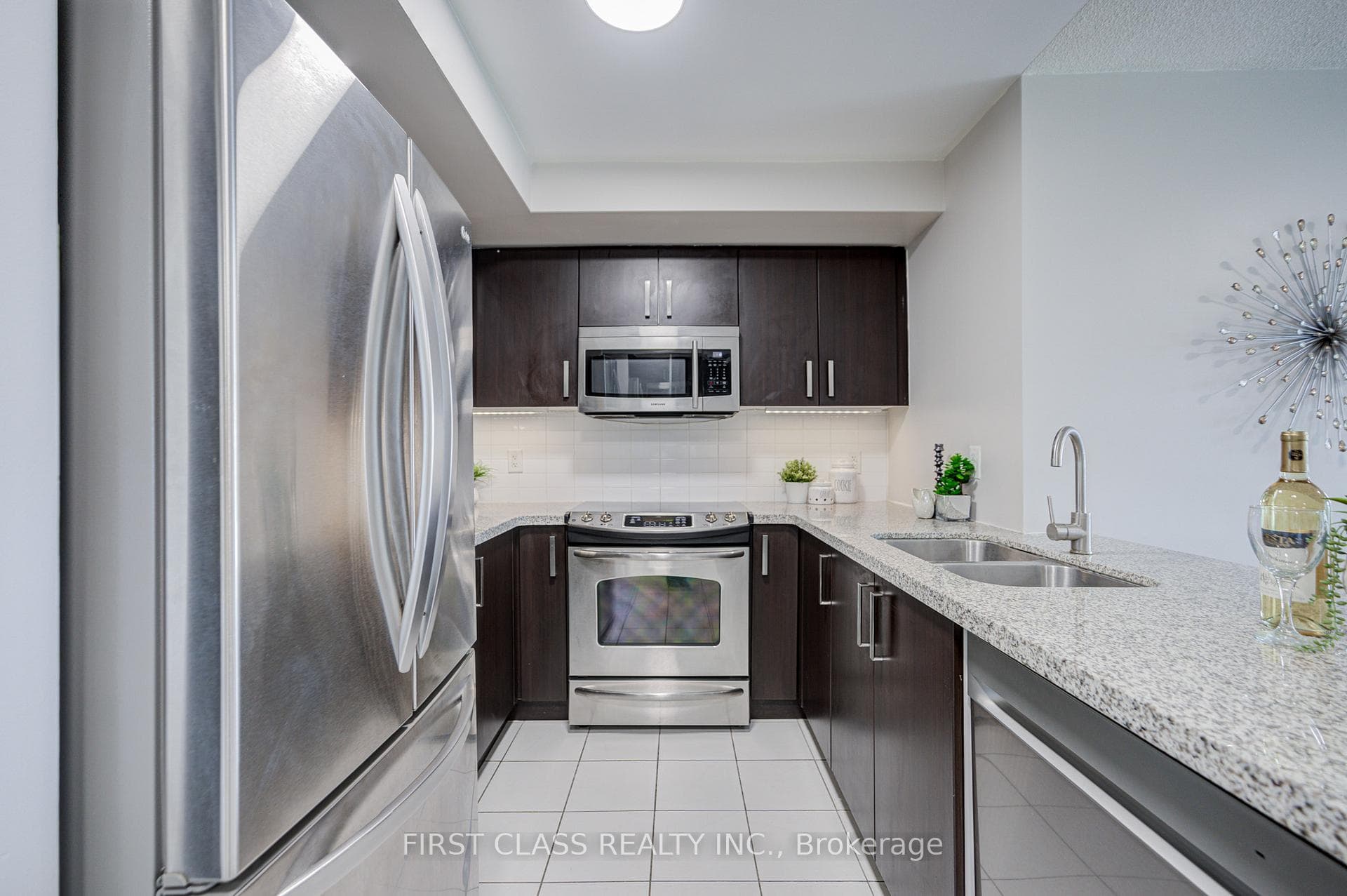 17 Anndale Drive Unit 1115 photo 7
