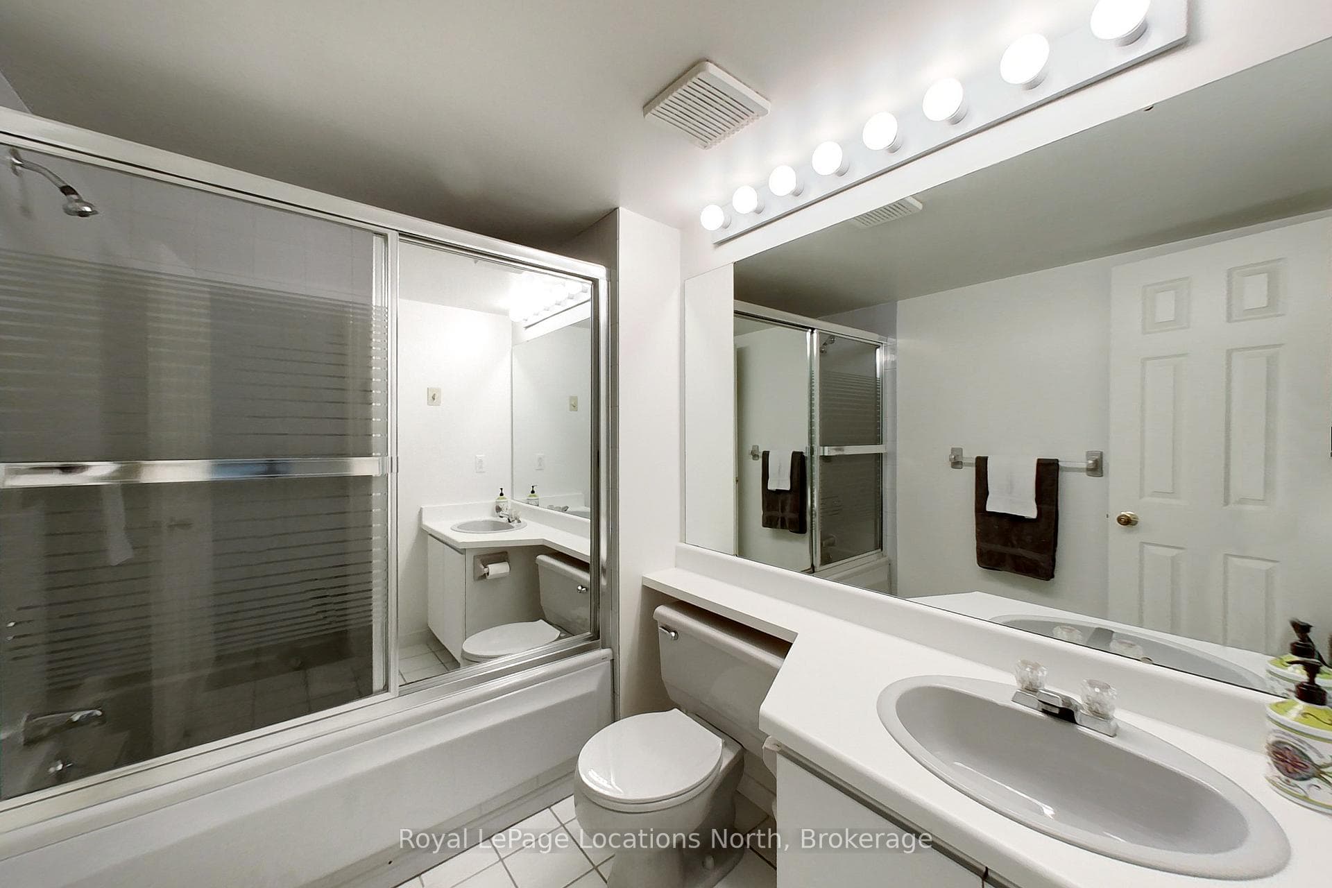 398 Mariners Way Unit 4 photo 17