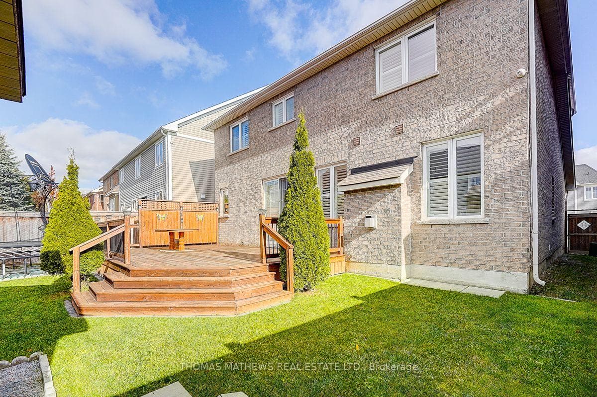 22 Northcastle Crescent photo 6