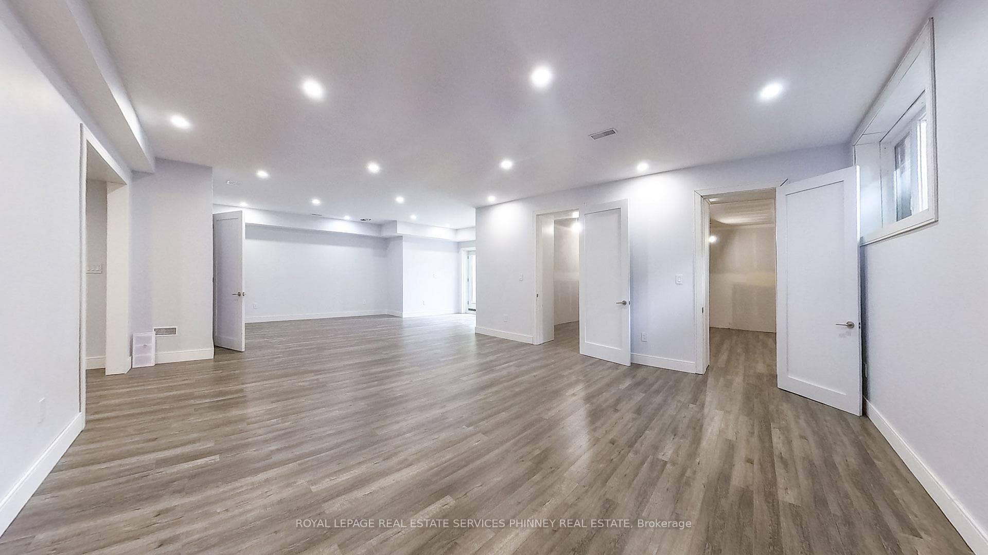 1029 Lorne Park Road photo 26