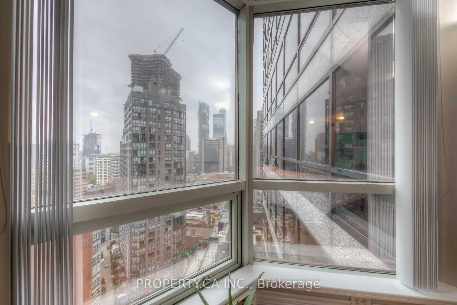 1001 Bay Street Unit 2107 photo 12