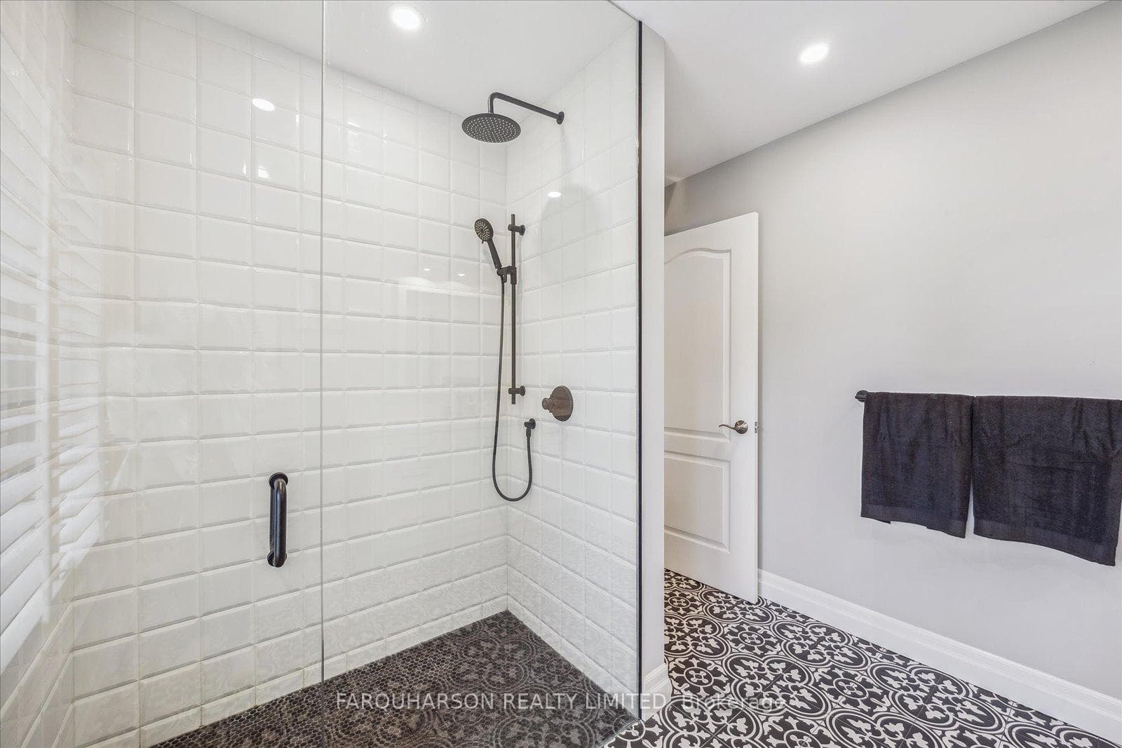 33 Cedar Ridge Road photo 22