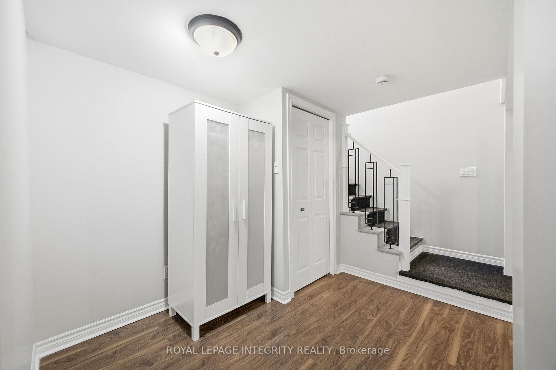 1309 HIGHGATE Road Unit B photo 9