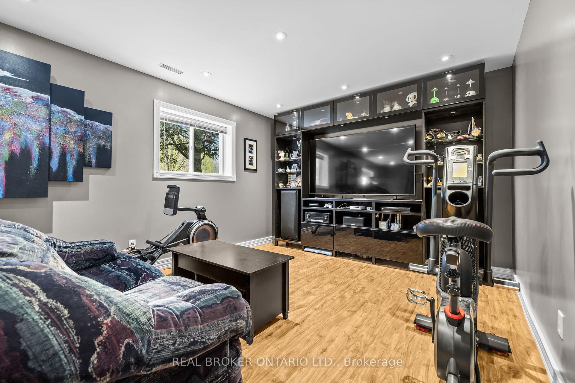 Lower level extra bedrooms or flex space