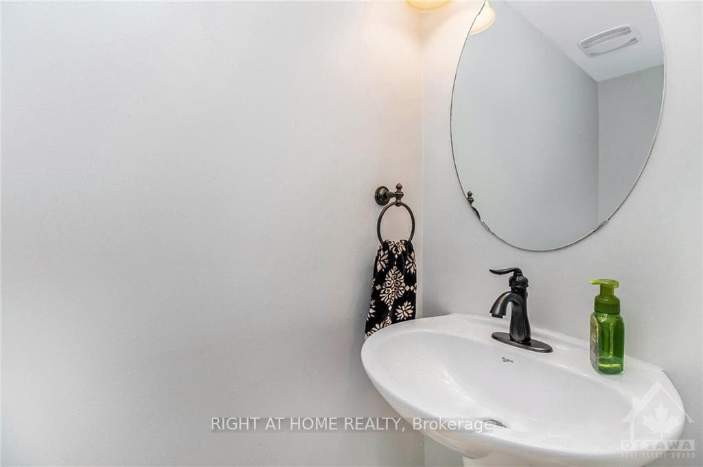 2086 VALIN Street Unit 1 photo 6