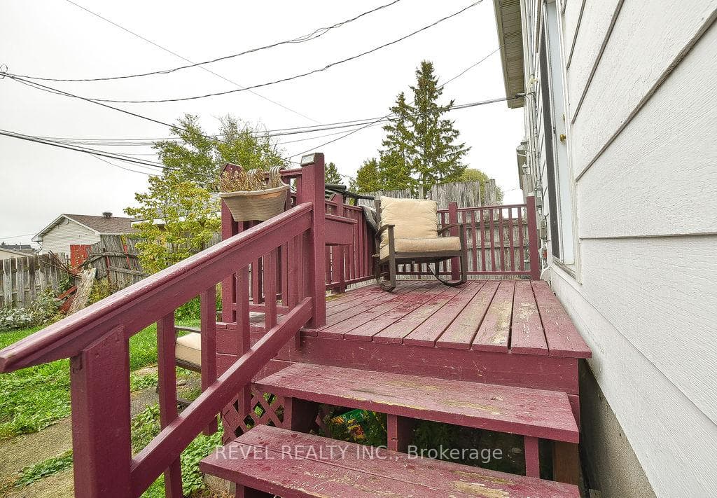 815 Denise Street photo 23