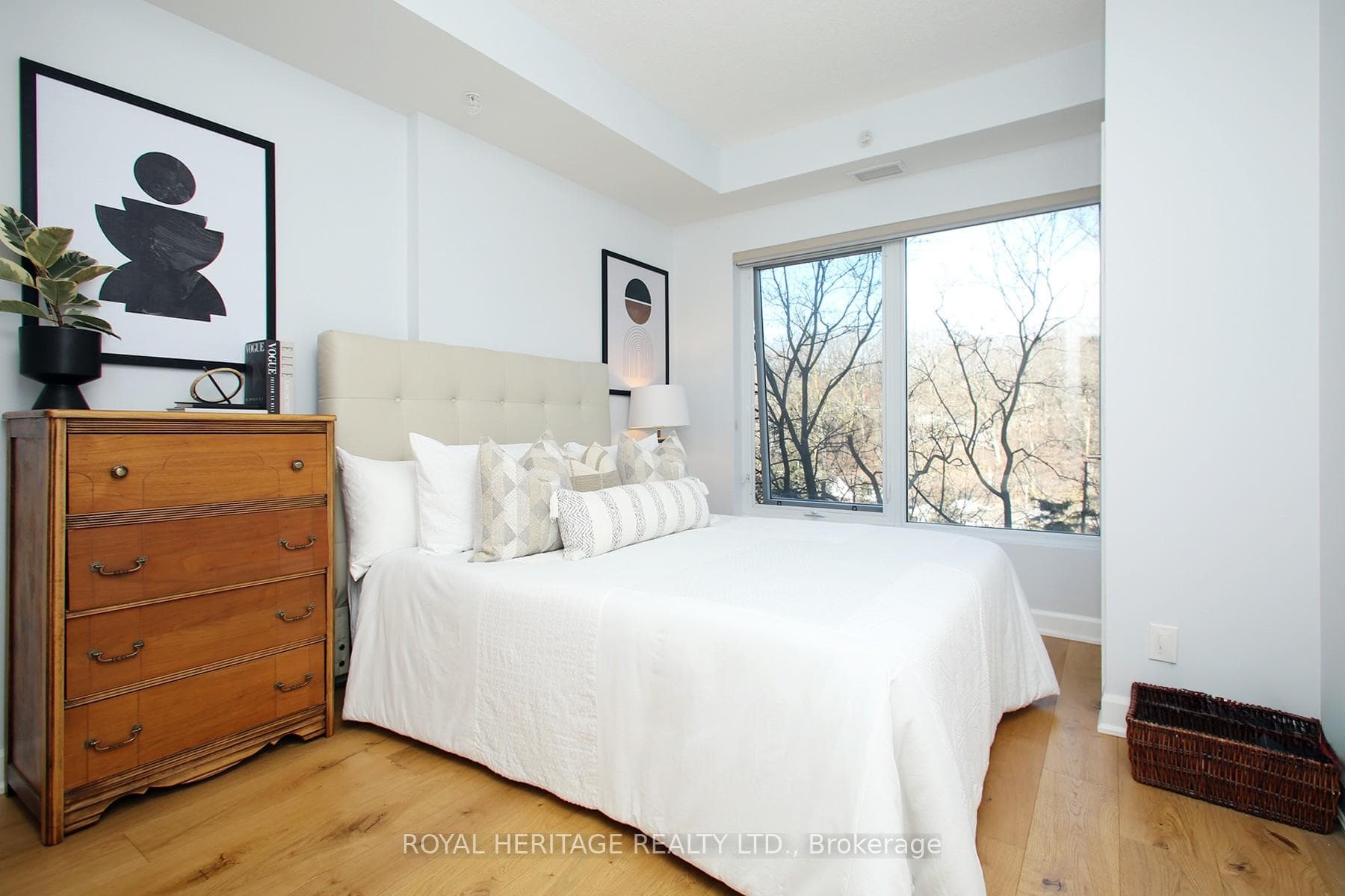 580 Kingston Road Unit 109 photo 20