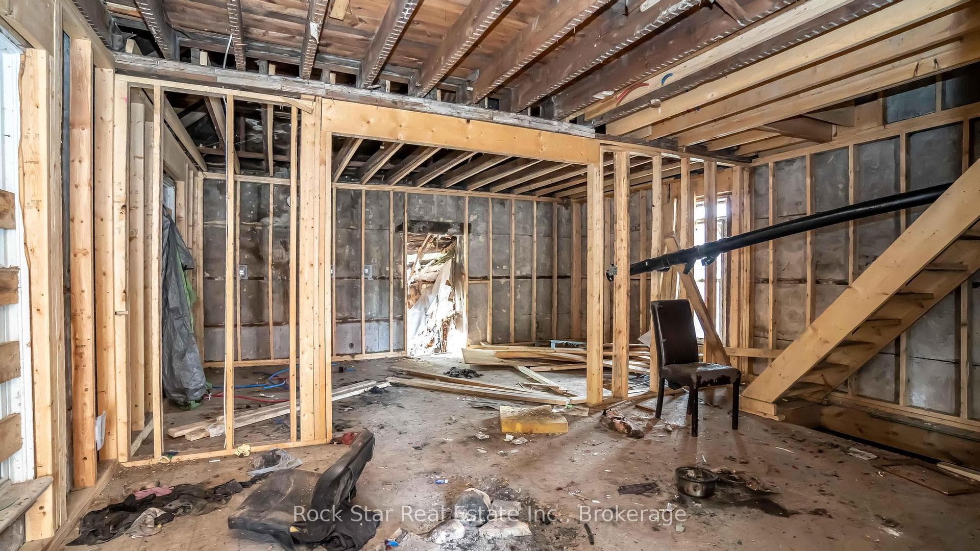 355 Hamilton Road photo 3