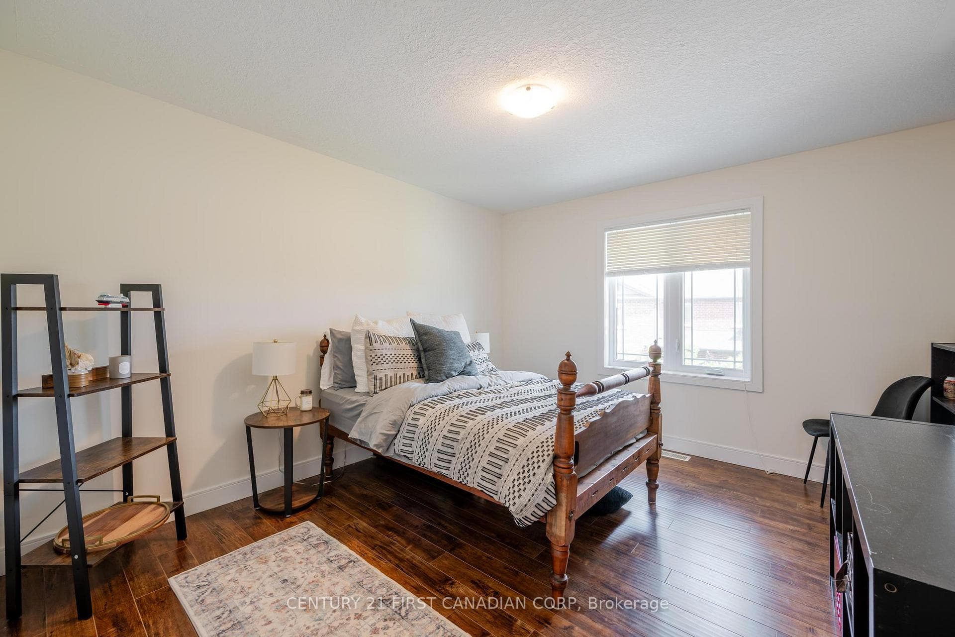 292 Falcon Drive Unit 14 photo 23
