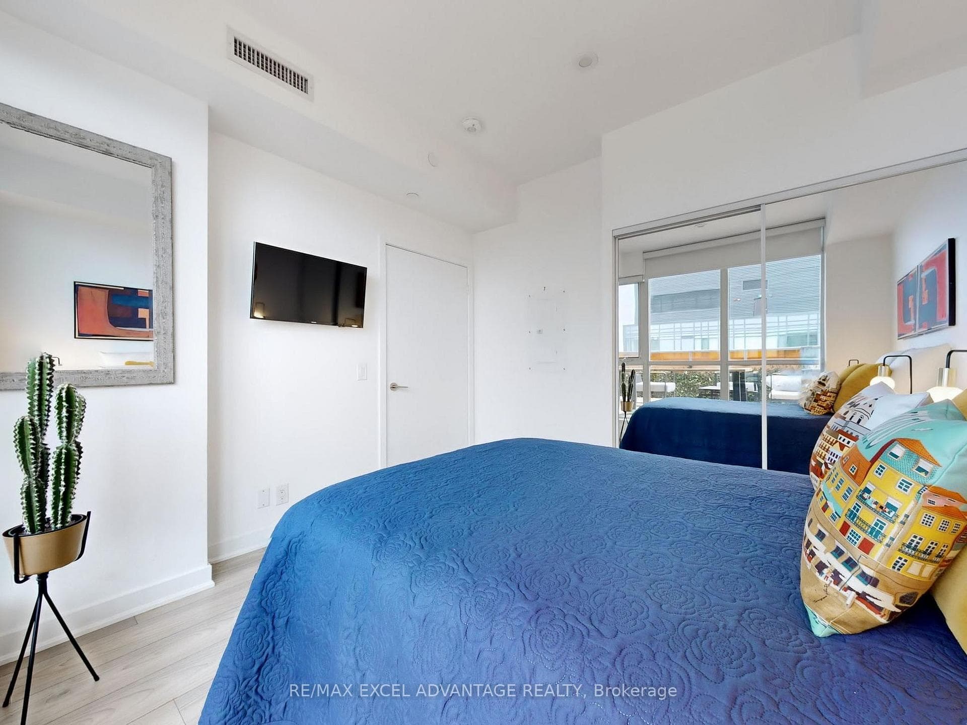 120 Parliament Street Unit 2205 photo 14