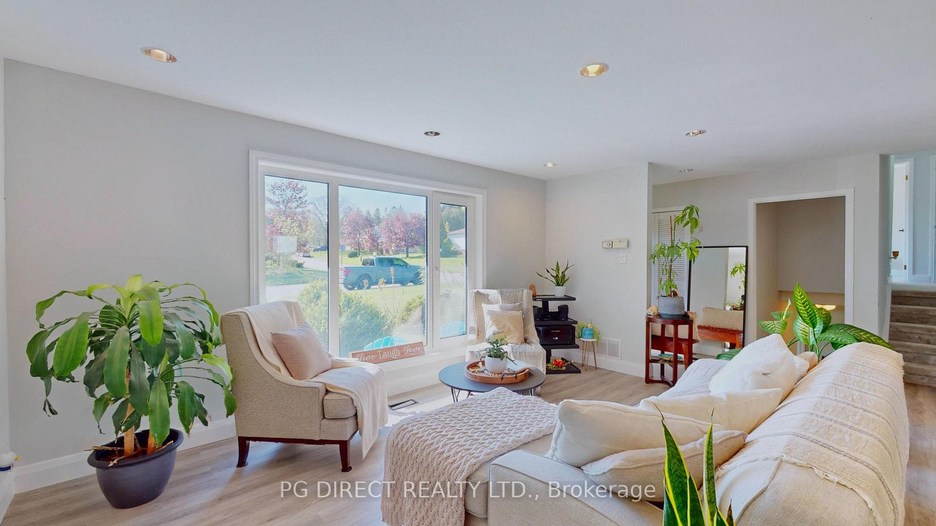 37 Erin Heights Drive photo 9