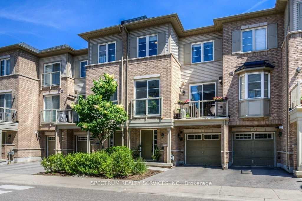 165 Hampshire Way Unit 31 photo 1