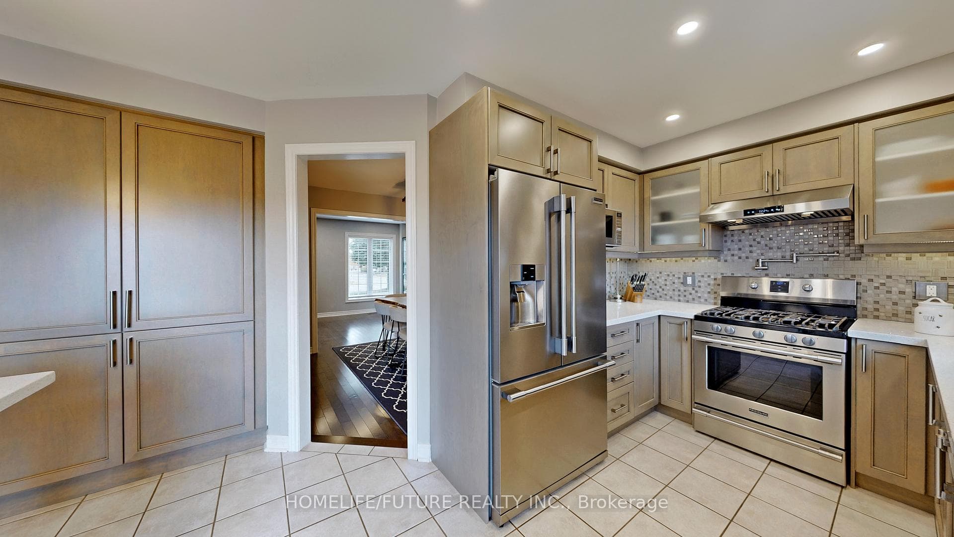 113 Dali Crescent photo 17