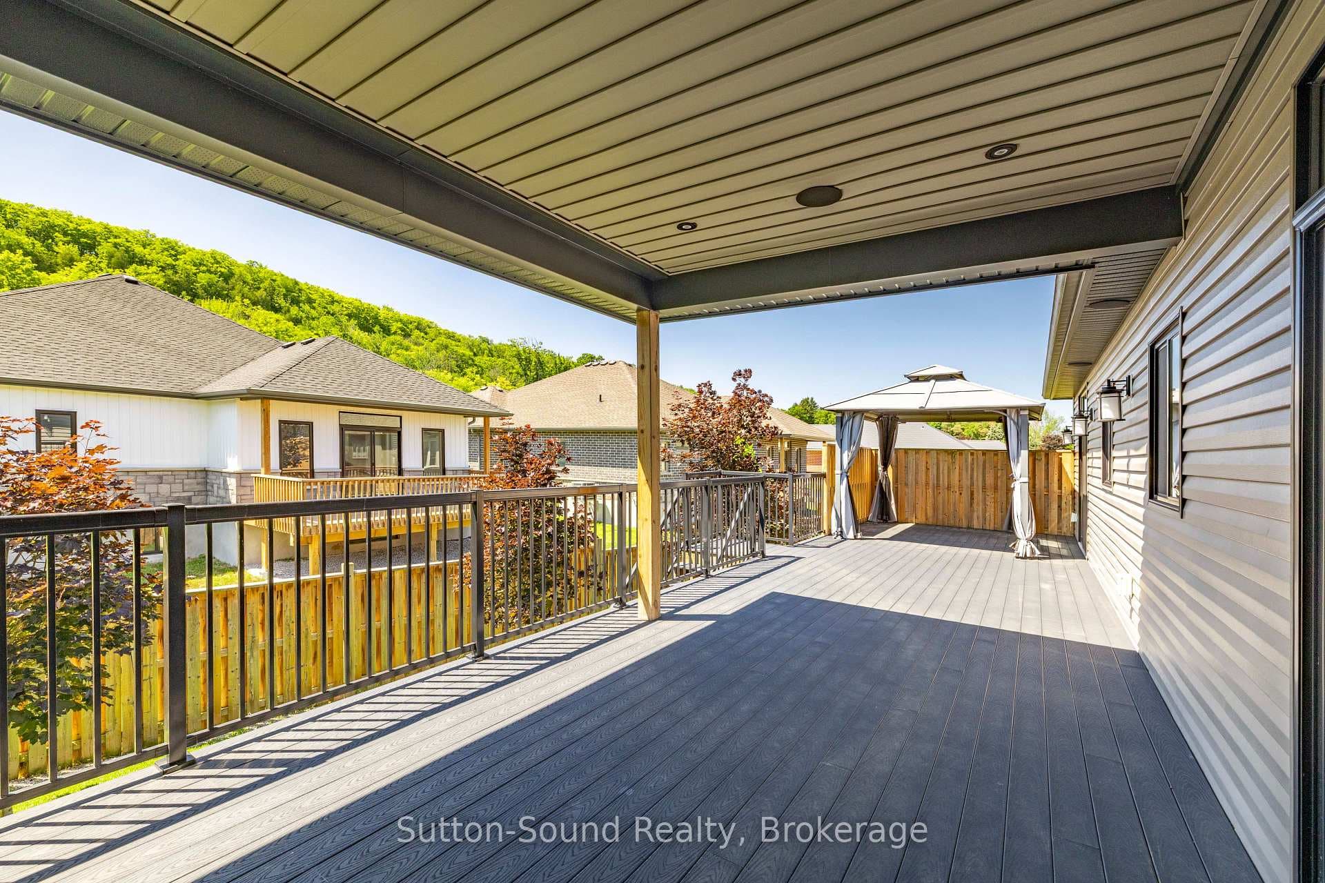 Covered Deck Area with NG BBQ Hookup