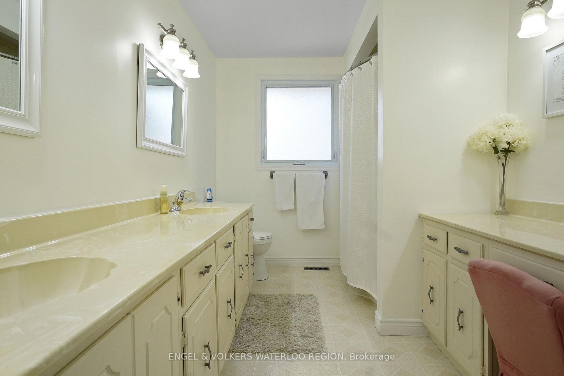 128 Carson Drive photo 19