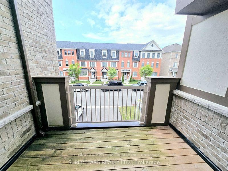 17 Bluegill Crescent photo 31