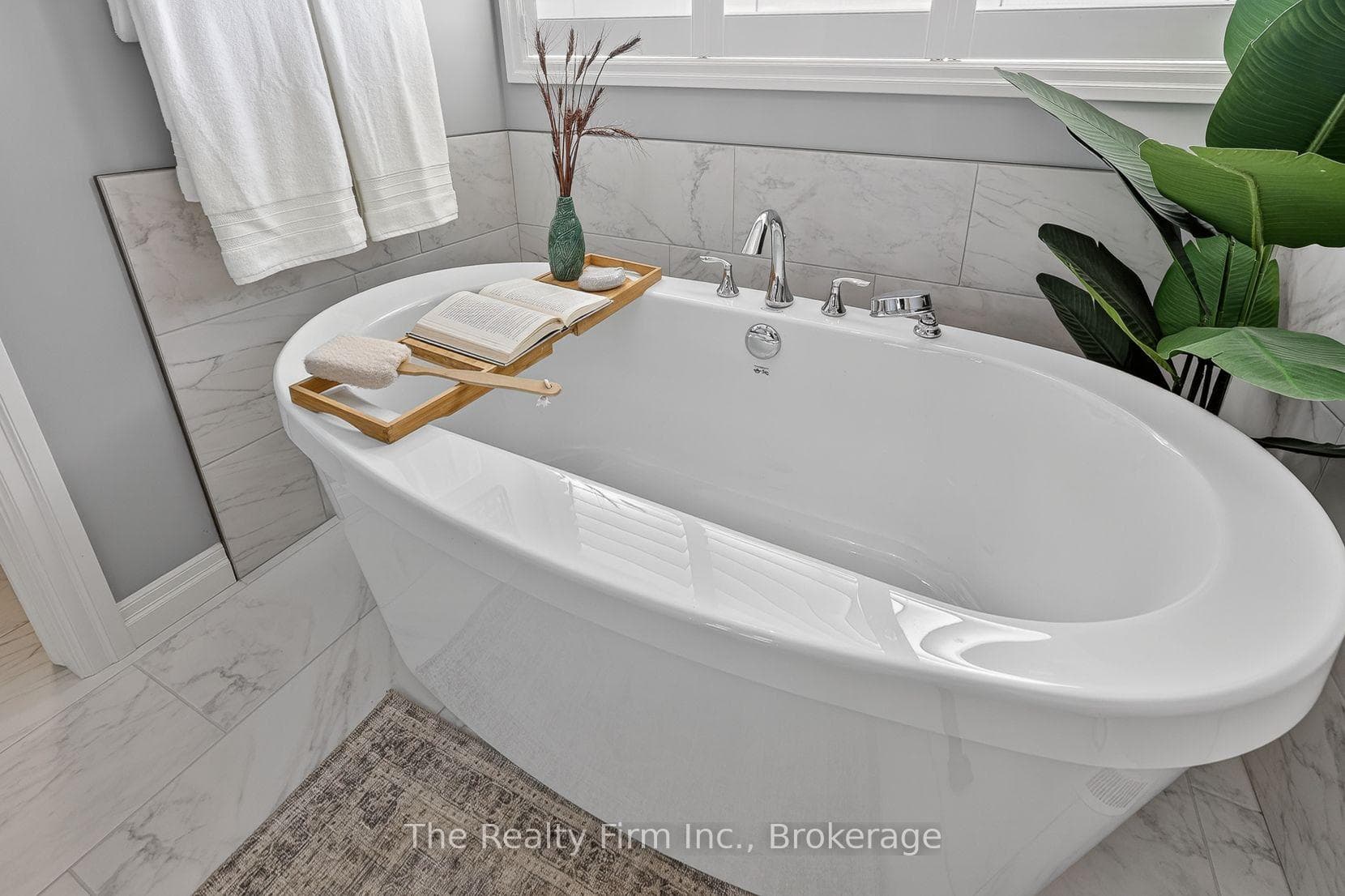 193 Hemlock Street photo 23