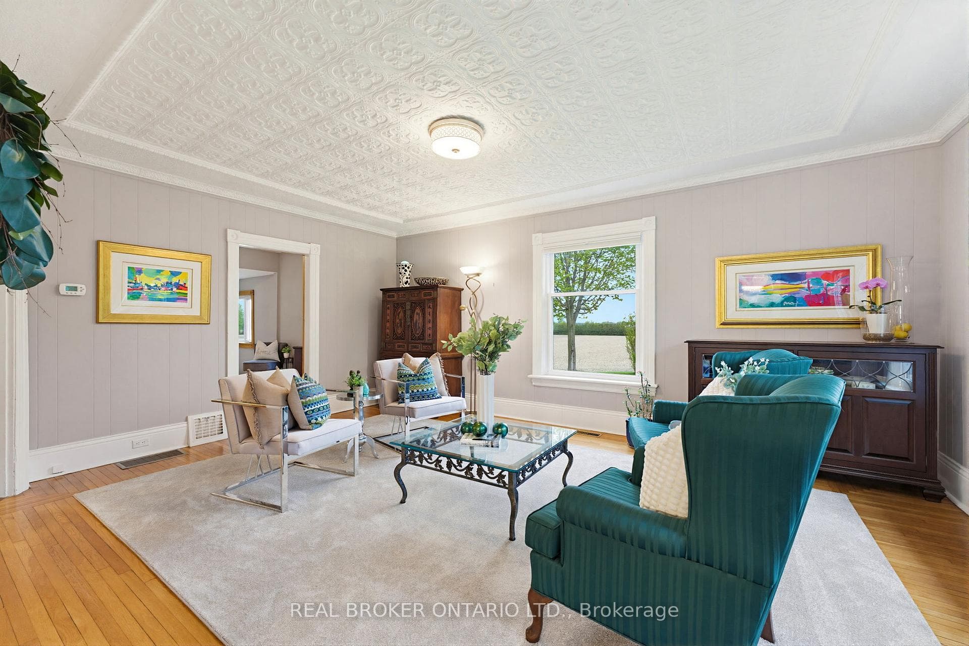 31 Maple Avenue photo 13