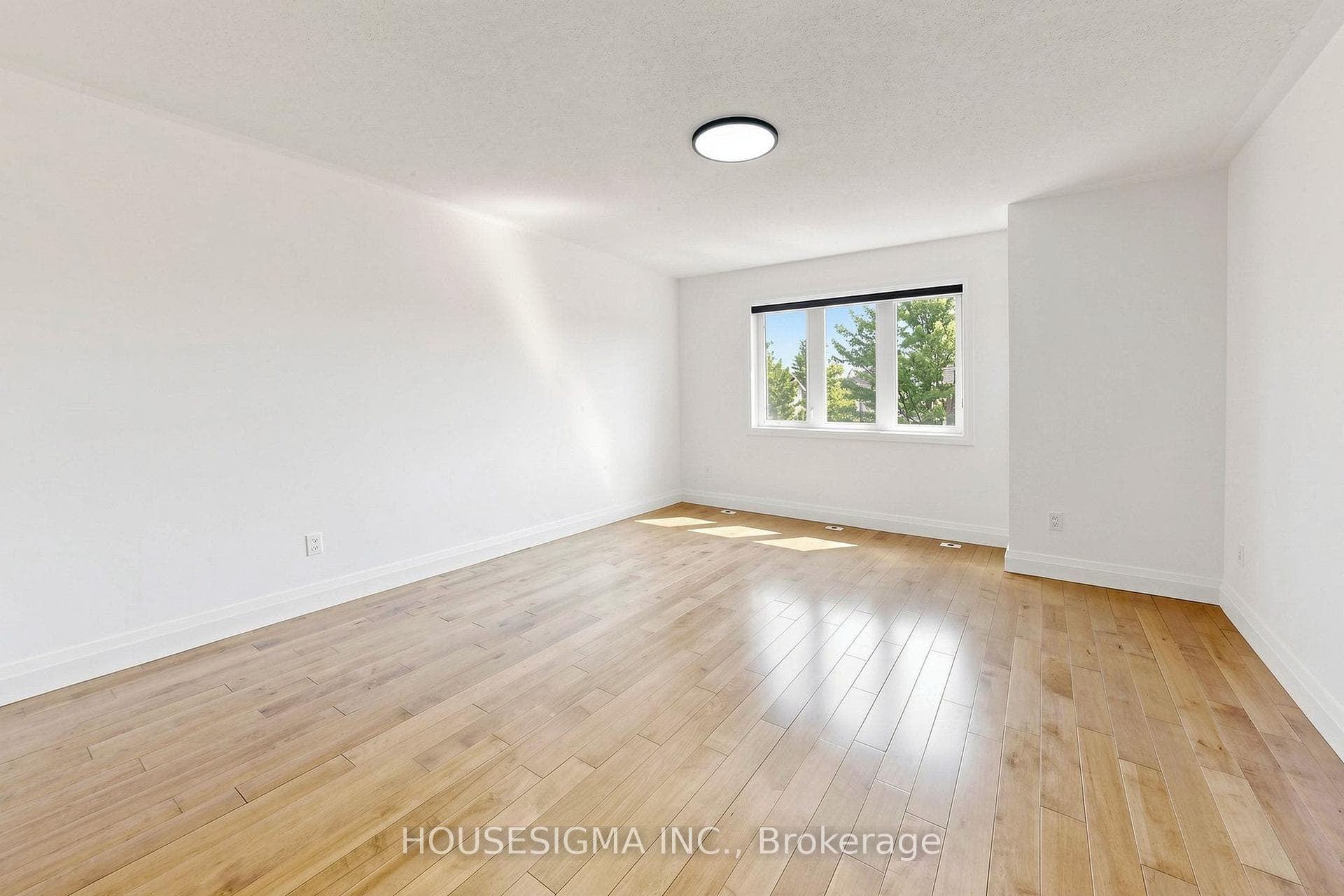 83 Mondeo Drive Unit 220 photo 19