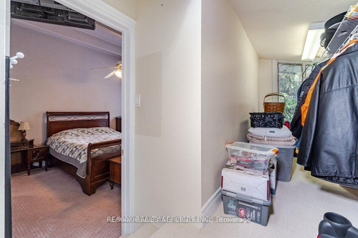 104 Kennedy Road photo 22