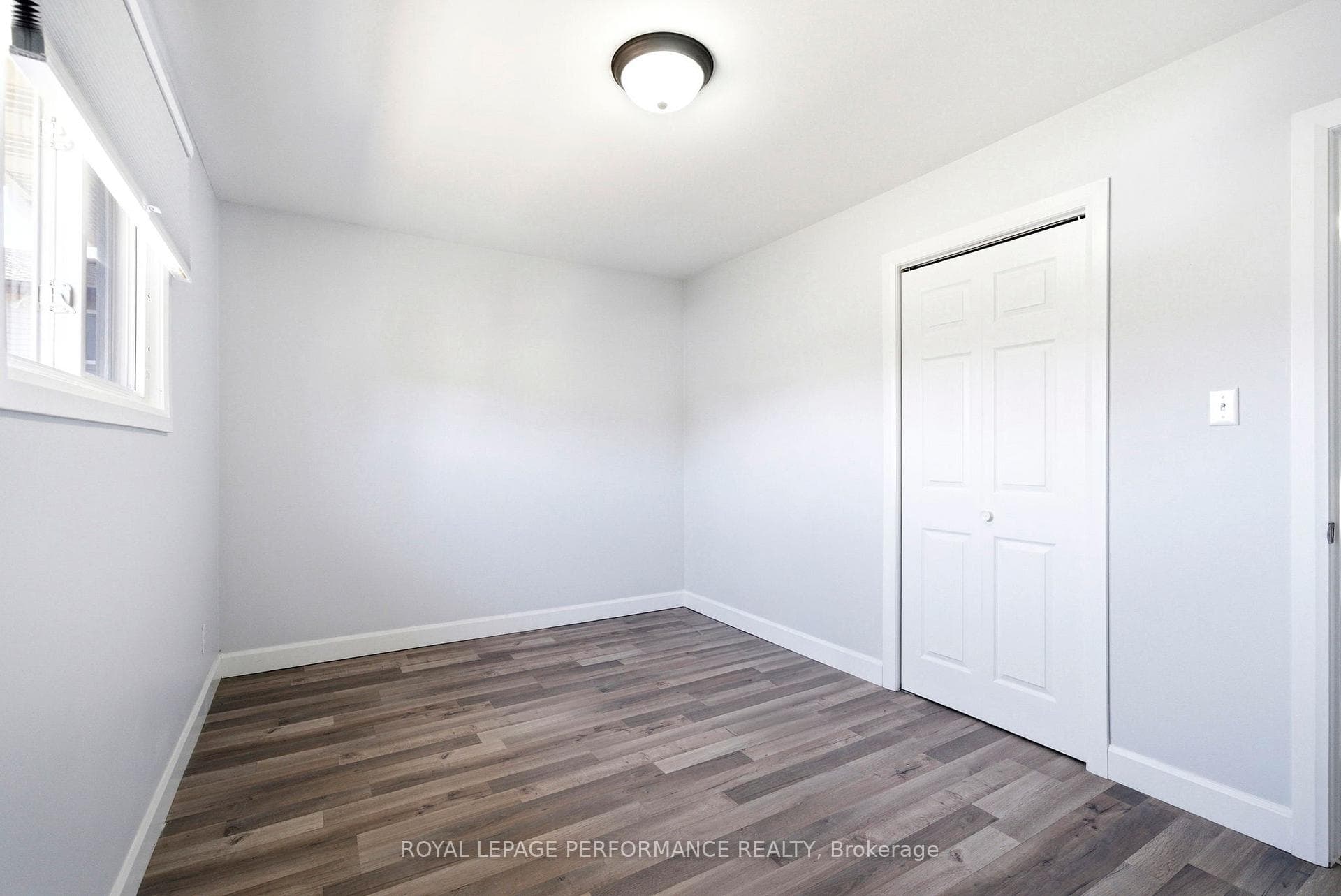 2703 Ross Avenue photo 22