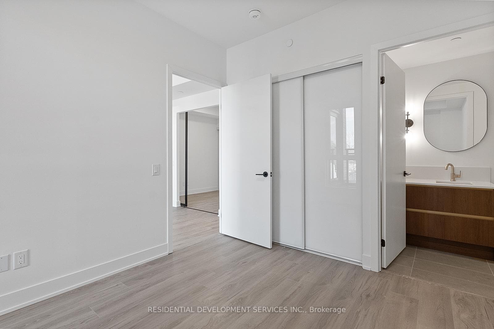 1285 Queen Street Unit 308 photo 10