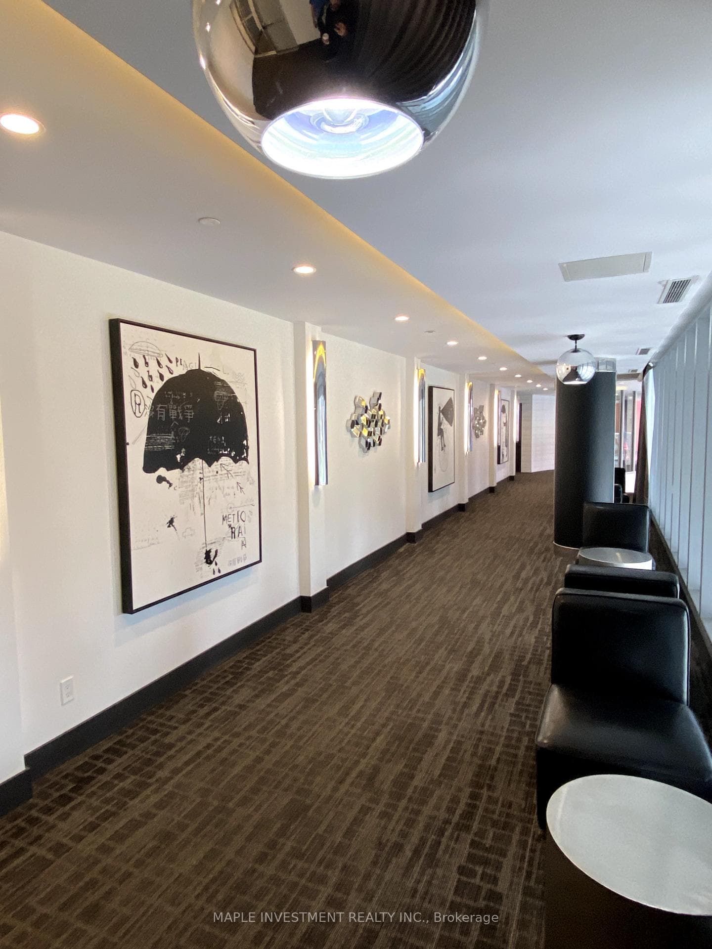 9471 Yonge Street Unit 1521 photo 7