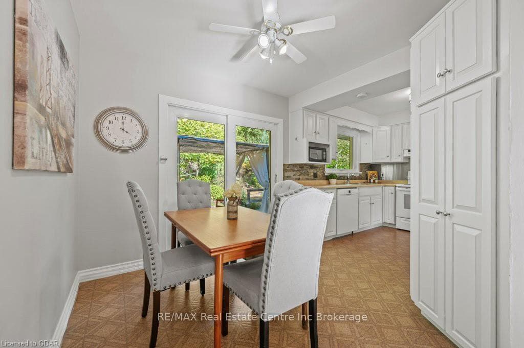 25 CALLANDER Drive photo 6