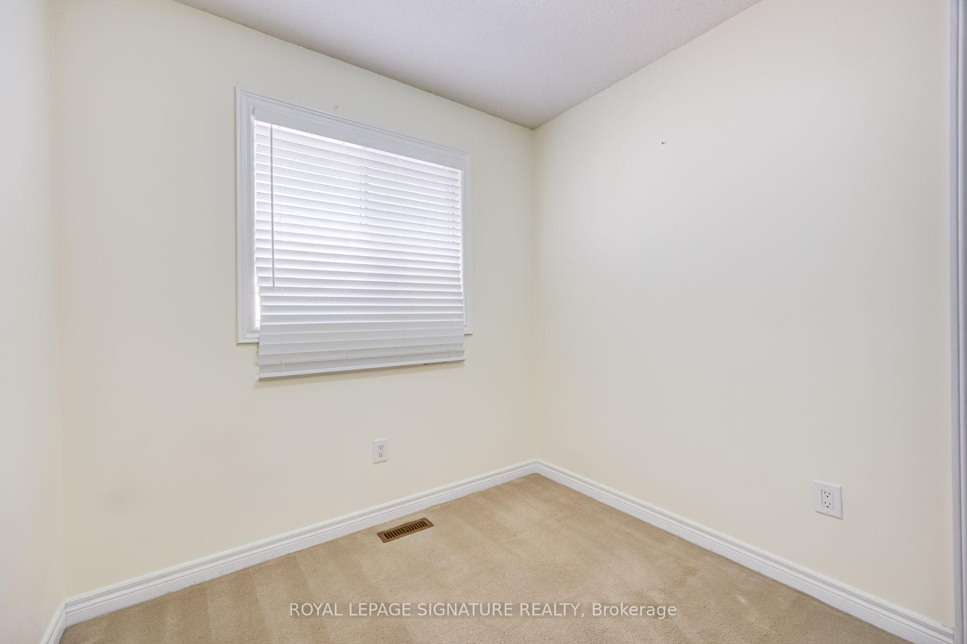 44 Selby Drive photo 27