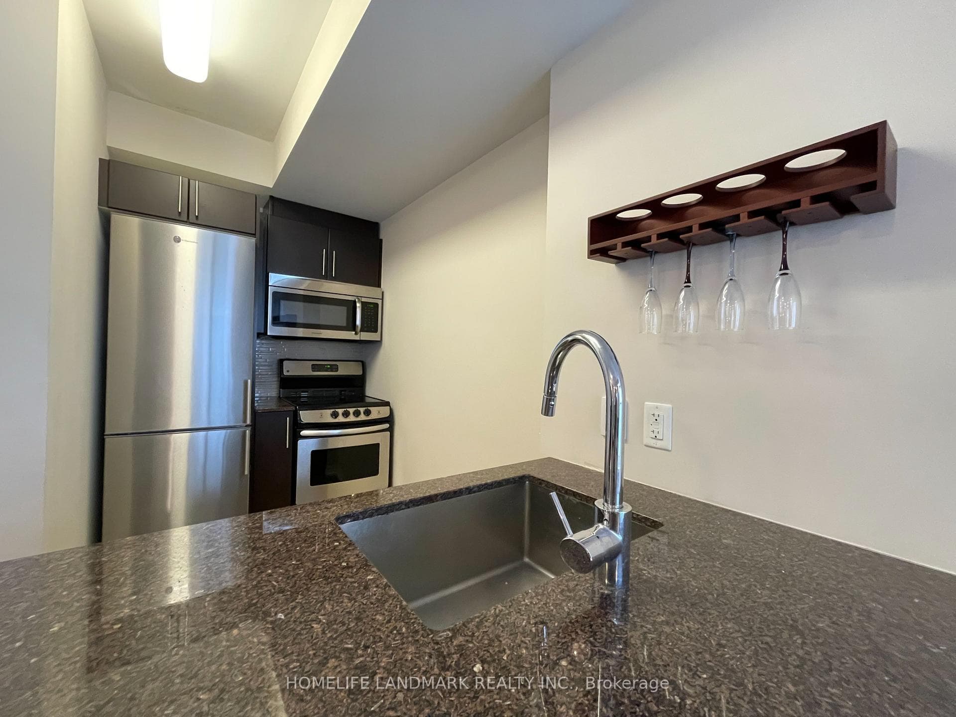 195 Besserer St Street Unit 1908 photo 8