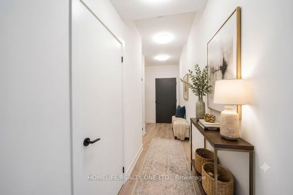117 Broadway Avenue Unit 1111 photo 4