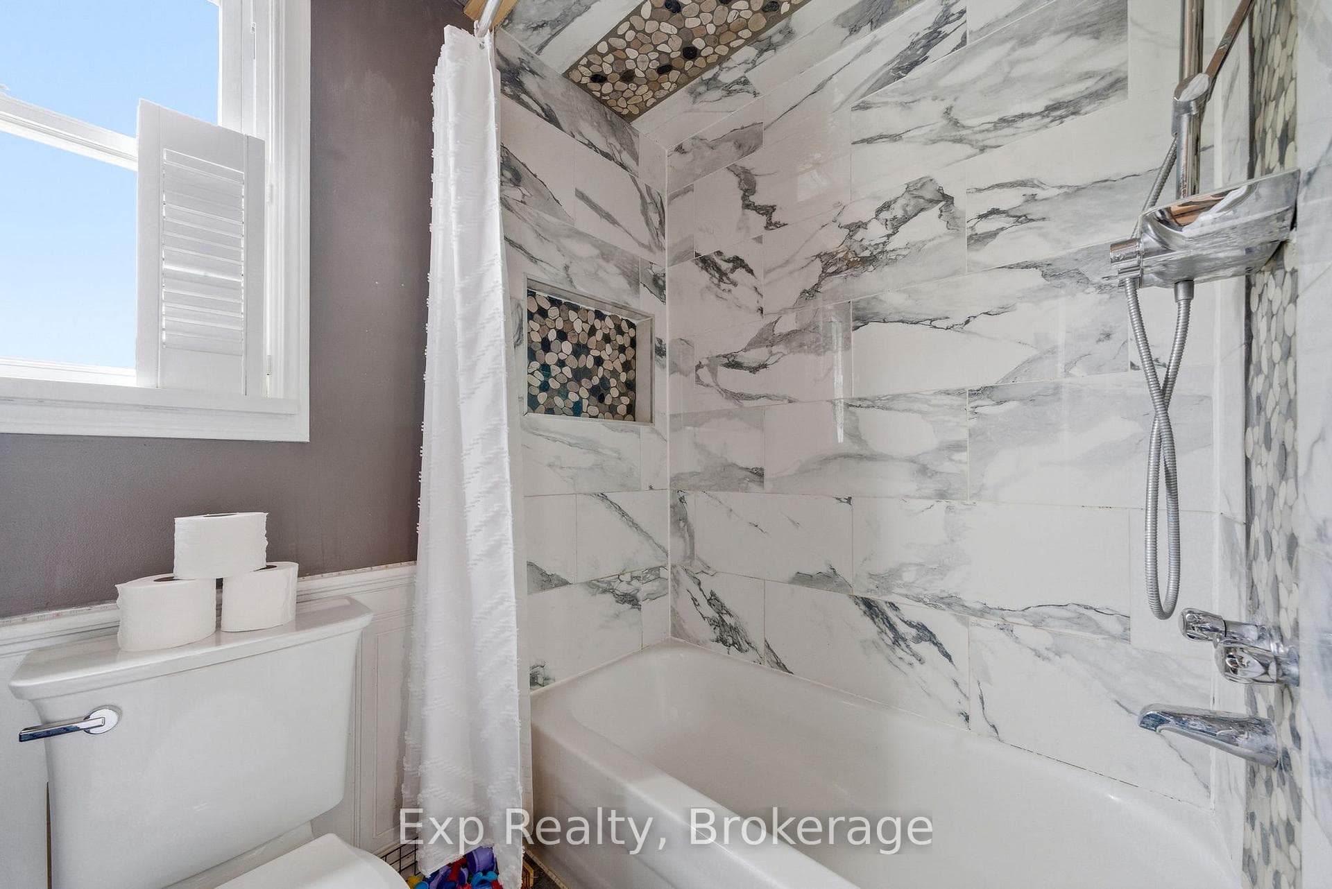 10 Valleyview Crescent photo 28