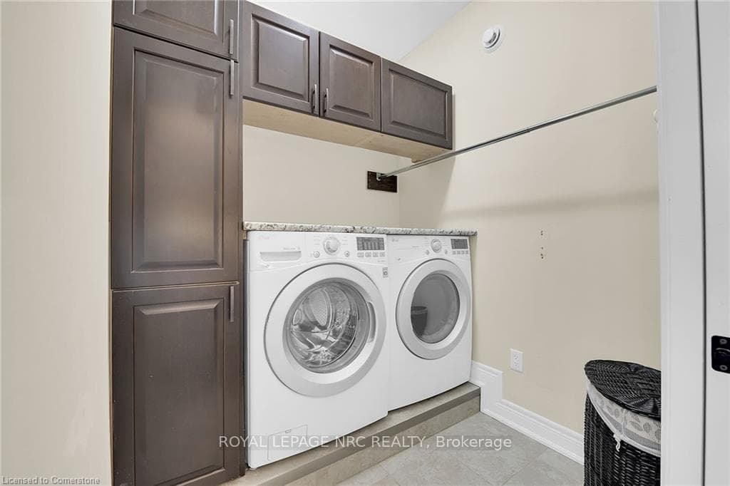 47 Regatta Drive Unit 59 photo 20