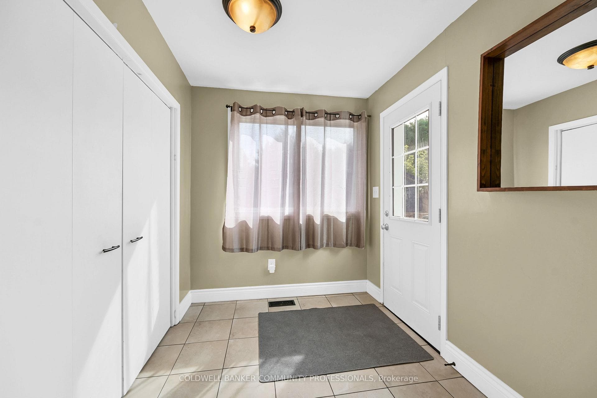 101 Warren Avenue photo 18