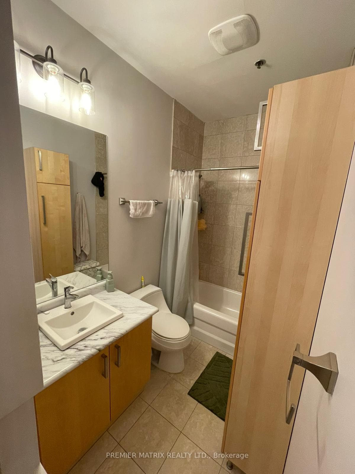 477 Richmond Street Unit 404 photo 11