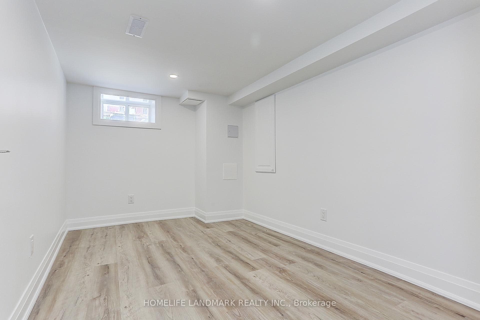 213 Osler Street photo 39