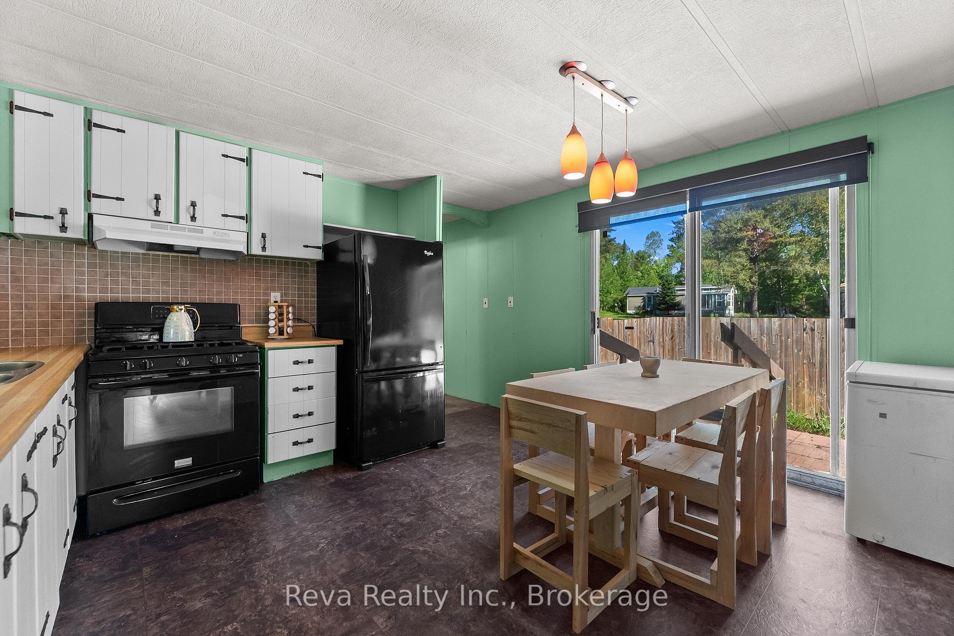 38 Boulter Lake Road photo 4